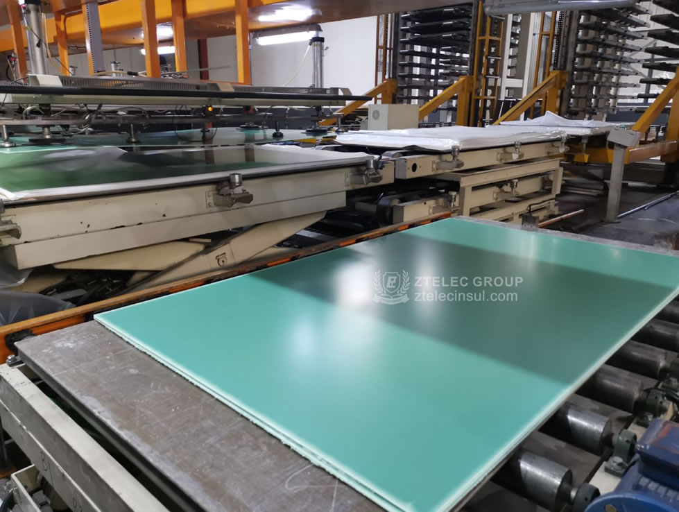 Cut fiberglass sheet equipment